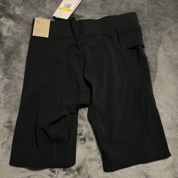SMALL Nike Yoga Dri-FIT Tight Black Shorts DQ4890-010 Mens - Picture 6 of 7